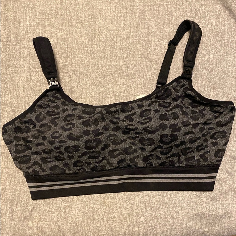 Momcozy nursing and pumping bra